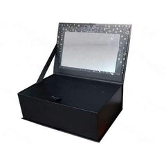 Dorleac Kit Maquillaje Divas Golden, Contiene: Iluminador Liquido Dorado, Paleta 6 Sombras, Eyeliner Negro Glitter, Lapiz Ojos Negro Y Labial Rojo Mirror
